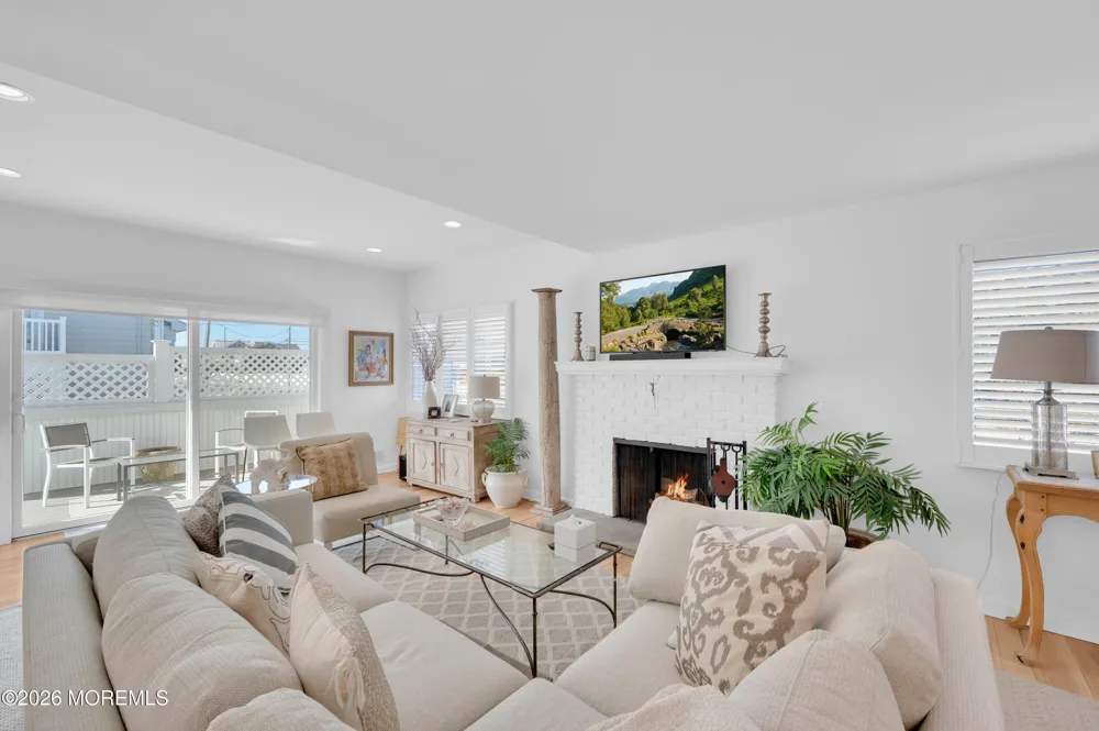 973 Ocean Avenue Mantoloking, NJ 08738