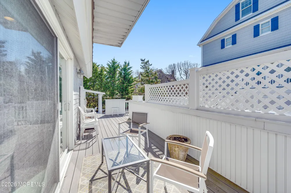 973 Ocean Avenue Mantoloking, NJ 08738