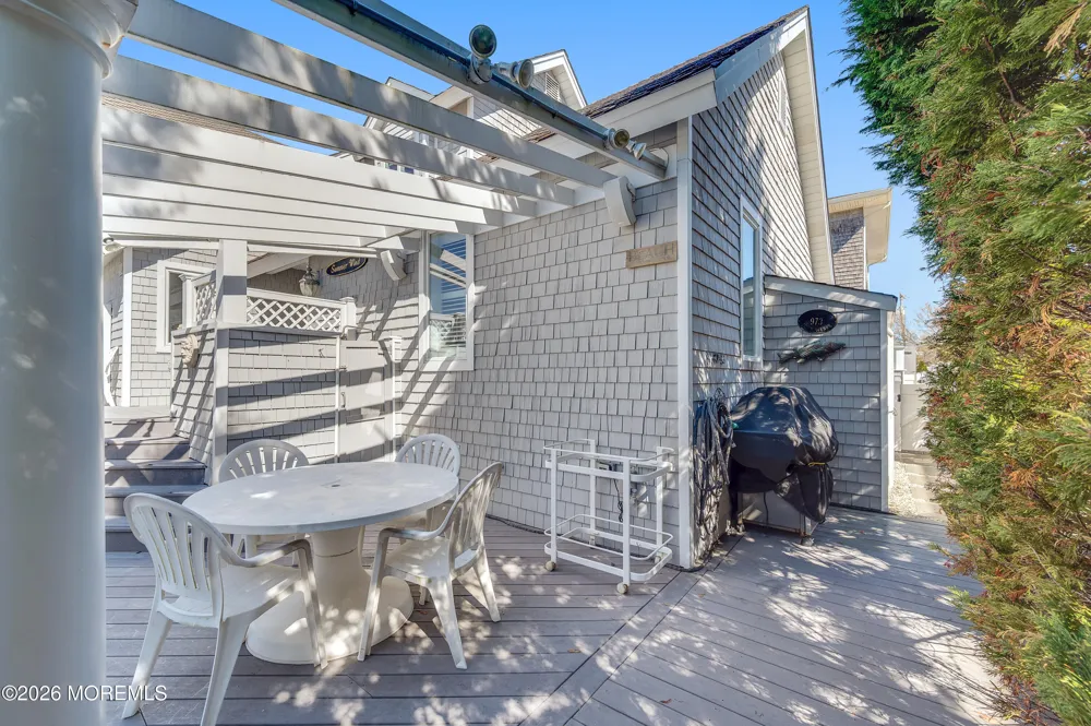 973 Ocean Avenue Mantoloking, NJ 08738