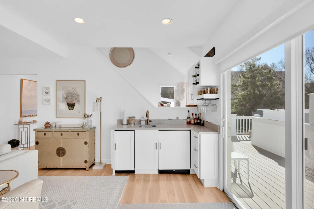 973 Ocean Avenue Mantoloking, NJ 08738