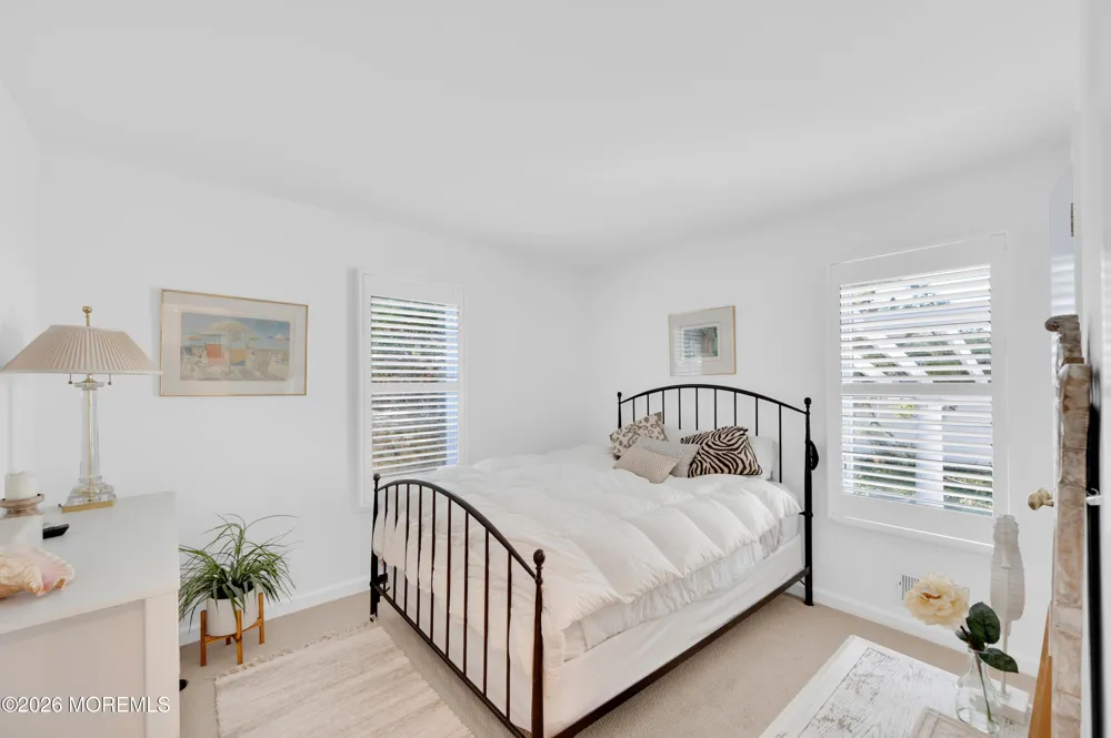 973 Ocean Avenue Mantoloking, NJ 08738