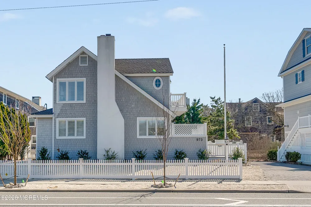 973 Ocean Avenue Mantoloking, NJ 08738