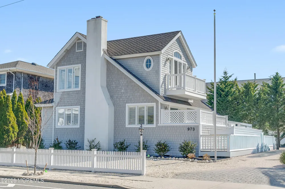 973 Ocean Avenue Mantoloking, NJ 08738