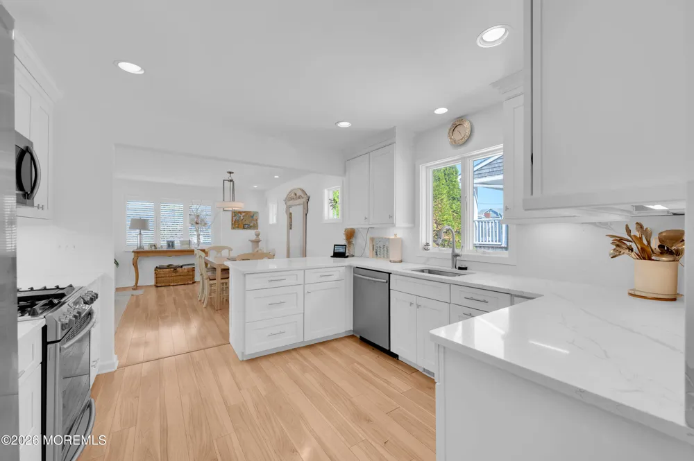 973 Ocean Avenue Mantoloking, NJ 08738