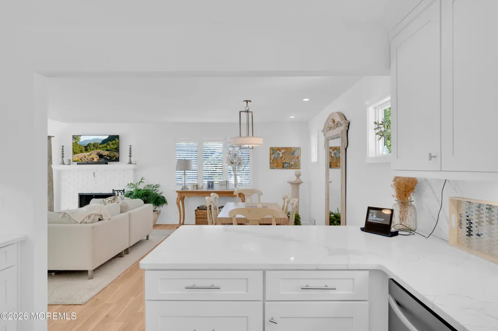973 Ocean Avenue Mantoloking, NJ 08738