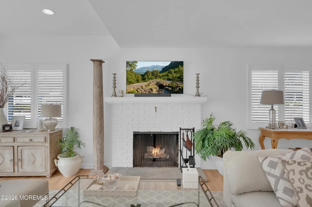 973 Ocean Avenue Mantoloking, NJ 08738