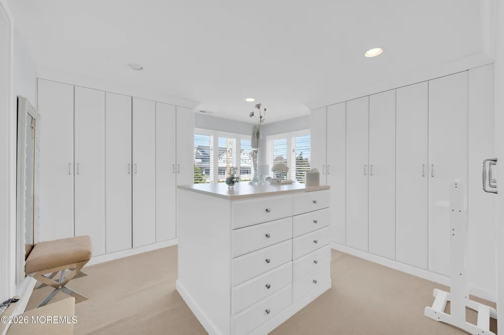 973 Ocean Avenue Mantoloking, NJ 08738