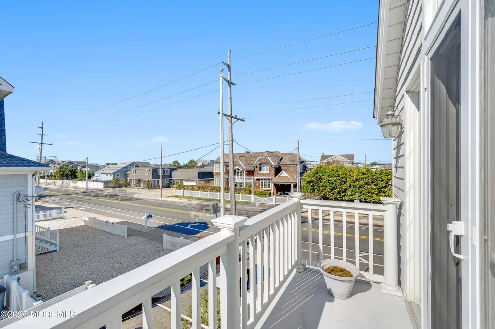 973 Ocean Avenue Mantoloking, NJ 08738