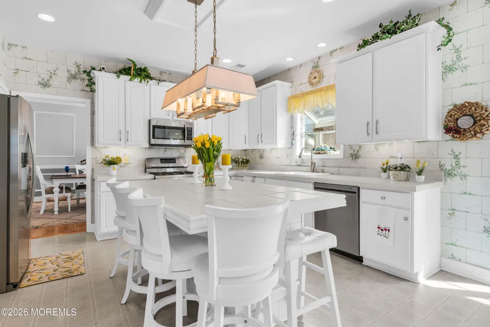154 Bay Avenue Mantoloking, NJ 08738