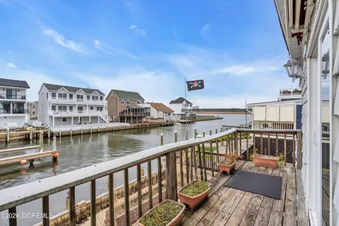 1201 Koa Drive