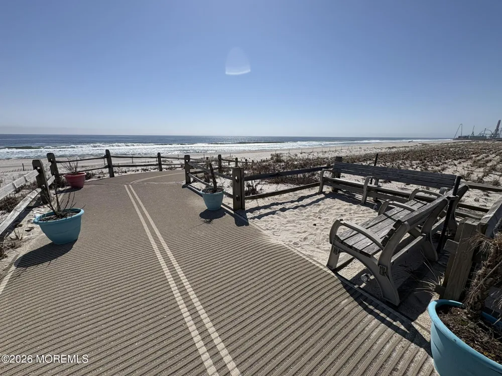 35 Dune Terrace #101 Seaside Heights, NJ 08751