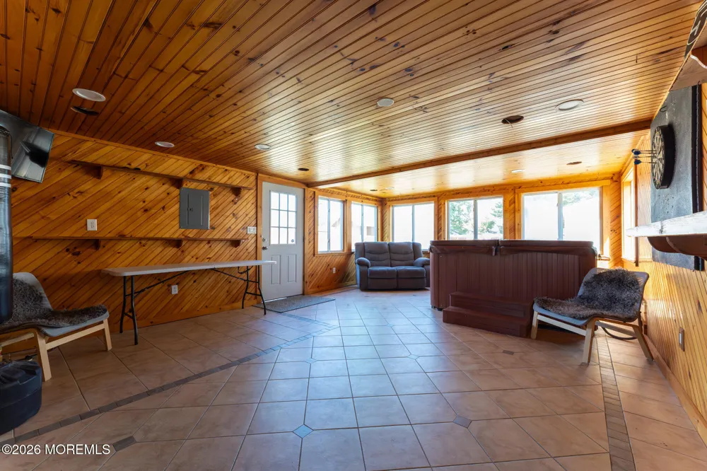 406 Lawrence Drive Lanoka Harbor, NJ 08734