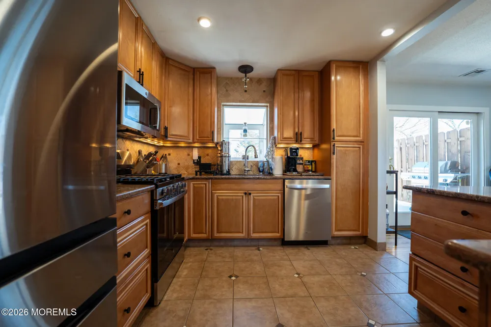 406 Lawrence Drive Lanoka Harbor, NJ 08734