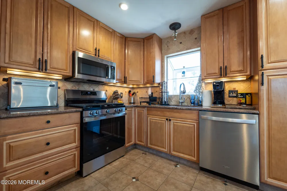 406 Lawrence Drive Lanoka Harbor, NJ 08734