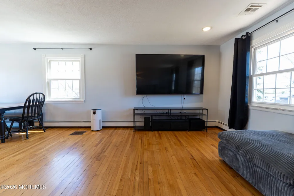 406 Lawrence Drive Lanoka Harbor, NJ 08734