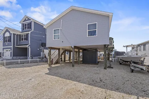 128 E Dory Drive