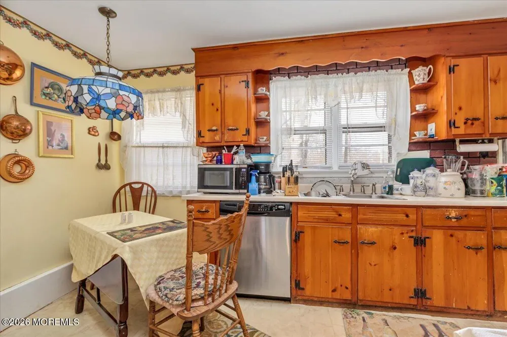 133 Church Street Aberdeen, NJ 07747