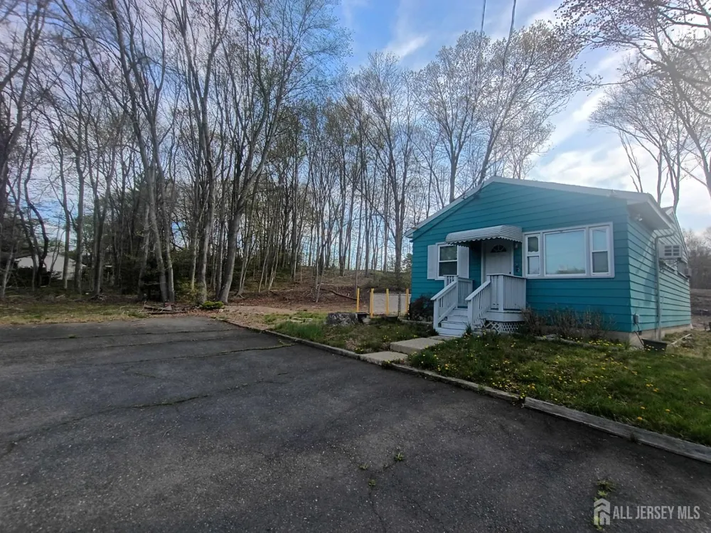 90 Springhill Road Old Bridge, NJ 07747