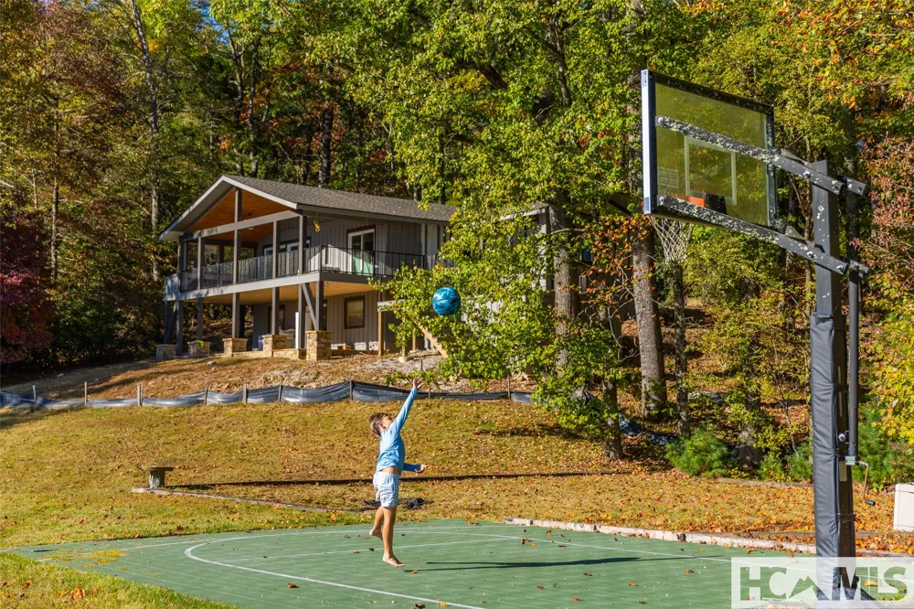 905 Cold Mountain Road Lake Toxaway, NC 28747