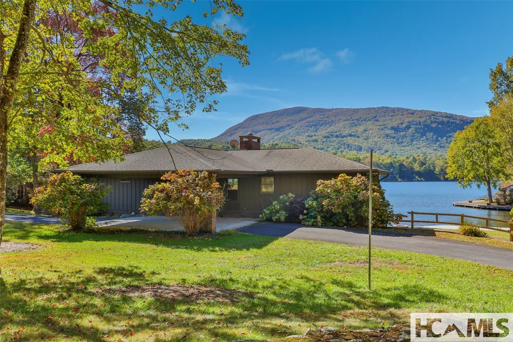 905 Cold Mountain Road Lake Toxaway, NC 28747