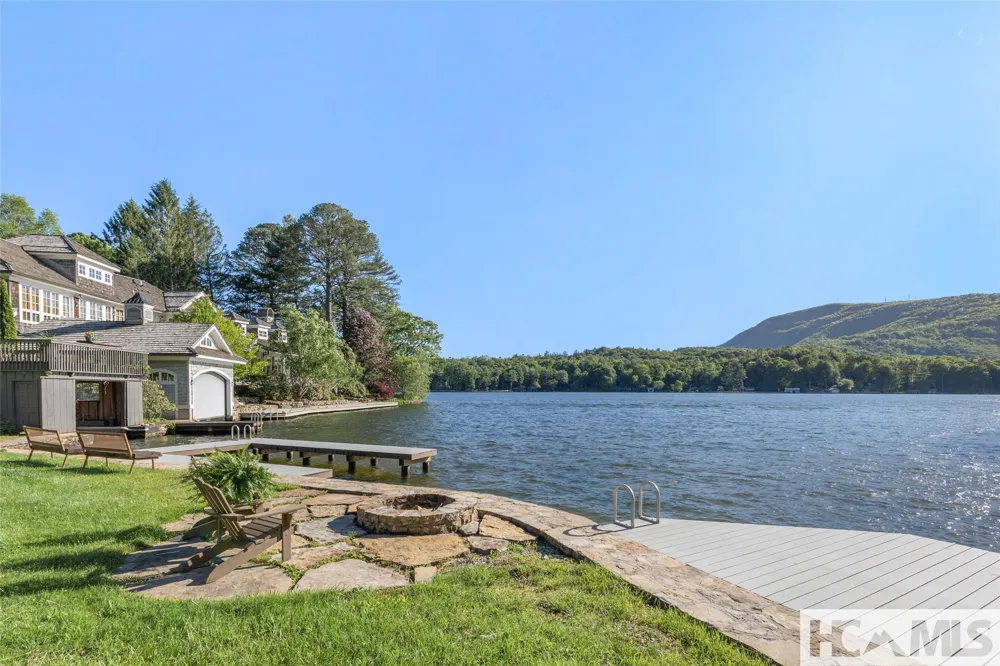 905 Cold Mountain Road Lake Toxaway, NC 28747