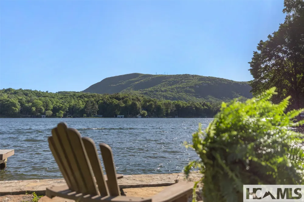 905 Cold Mountain Road Lake Toxaway, NC 28747