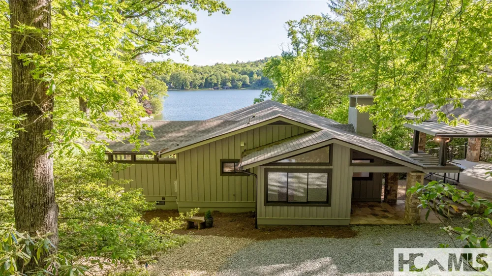 905 Cold Mountain Road Lake Toxaway, NC 28747