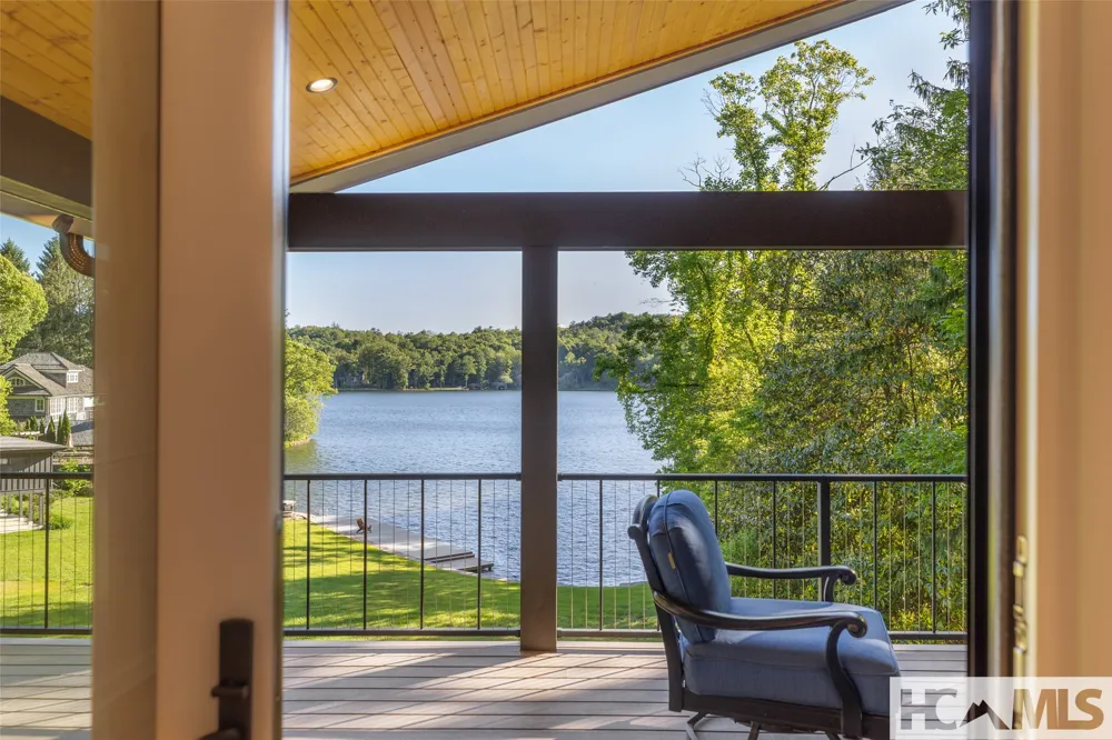 905 Cold Mountain Road Lake Toxaway, NC 28747