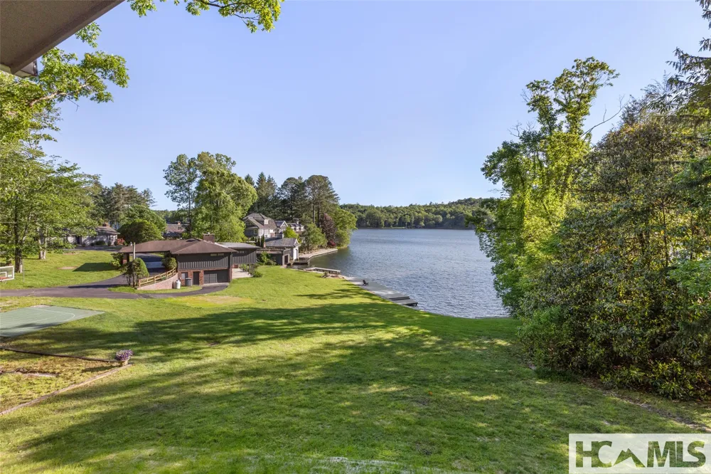 905 Cold Mountain Road Lake Toxaway, NC 28747