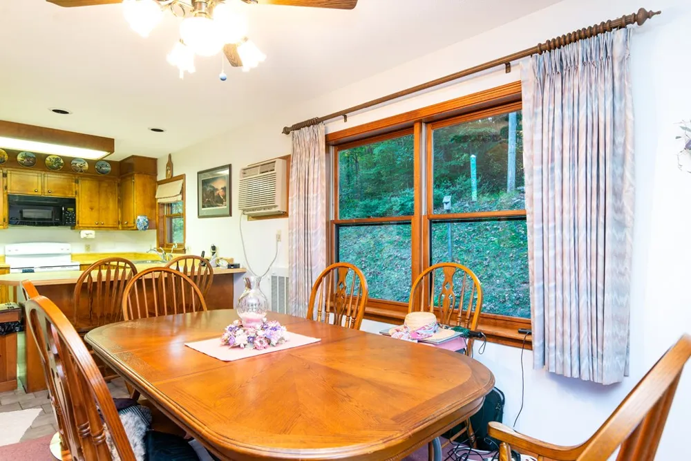 494 Lazy Lane Whittier, NC 28789