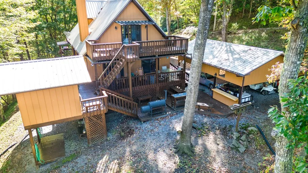 494 Lazy Lane Whittier, NC 28789