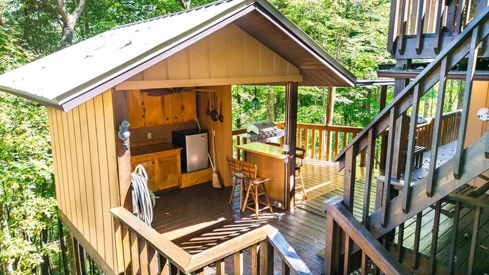 494 Lazy Lane Whittier, NC 28789