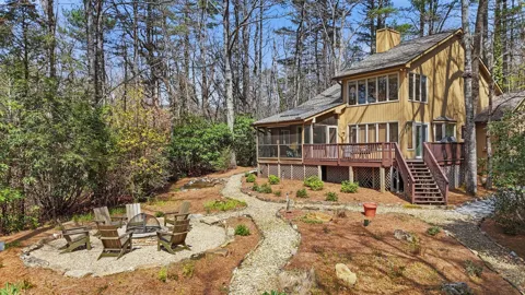 280 Holly Forest Court