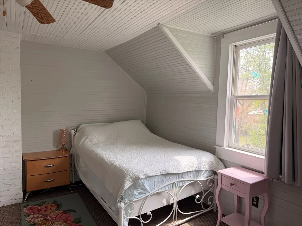 29 Regal Avenue Sylva, NC 28779