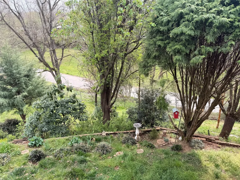 29 Regal Avenue Sylva, NC 28779