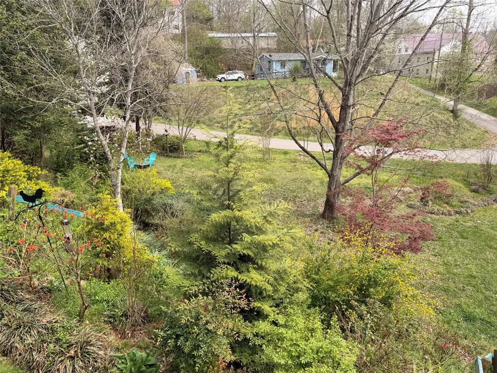 29 Regal Avenue Sylva, NC 28779