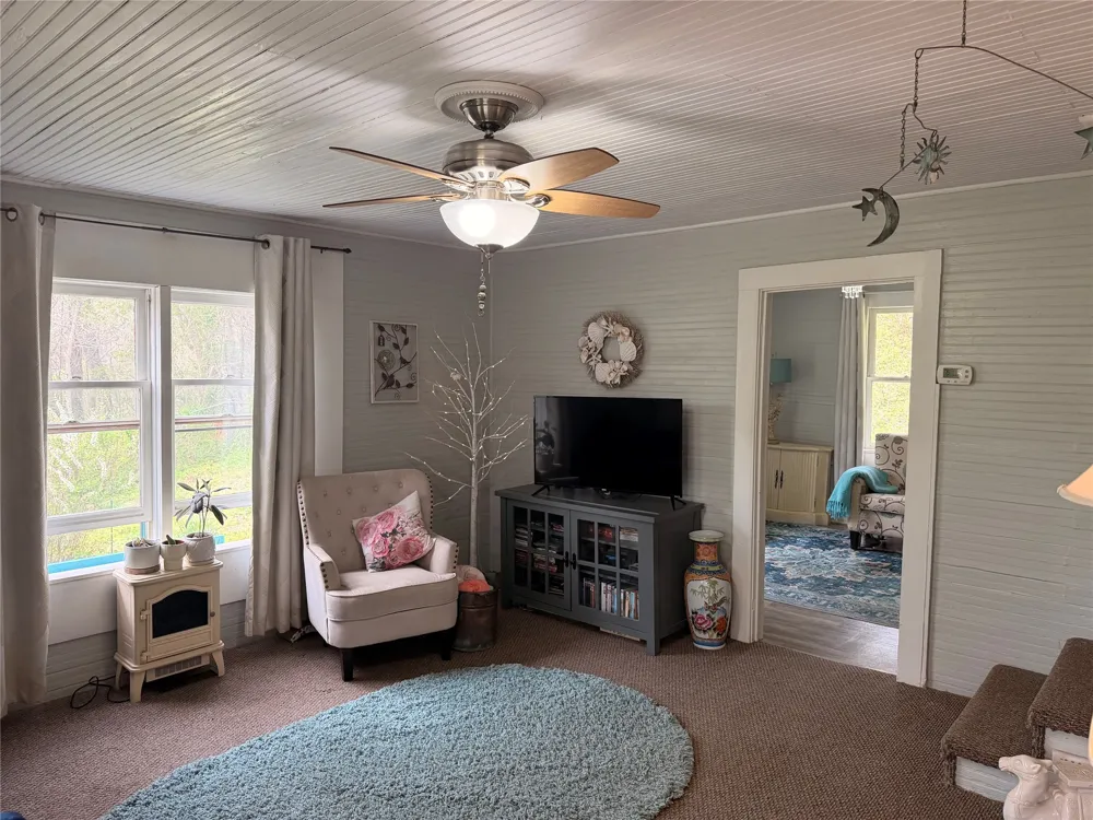 29 Regal Avenue Sylva, NC 28779