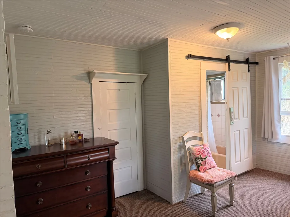 29 Regal Avenue Sylva, NC 28779