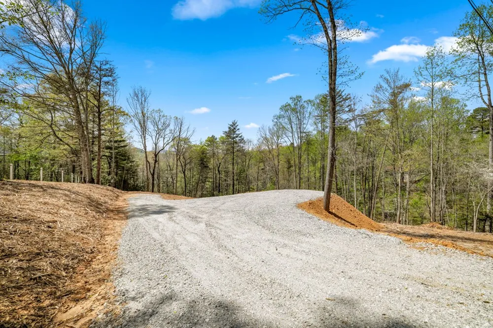 Dowdle Mountain Road Franklin, NC 28734