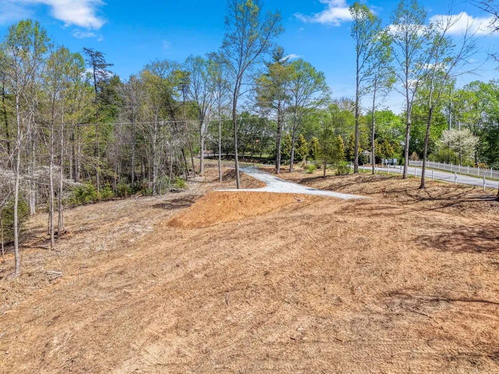 Dowdle Mountain Road Franklin, NC 28734