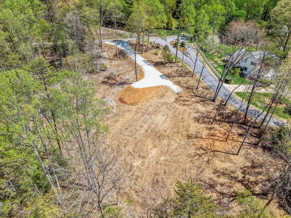 Dowdle Mountain Road Franklin, NC 28734