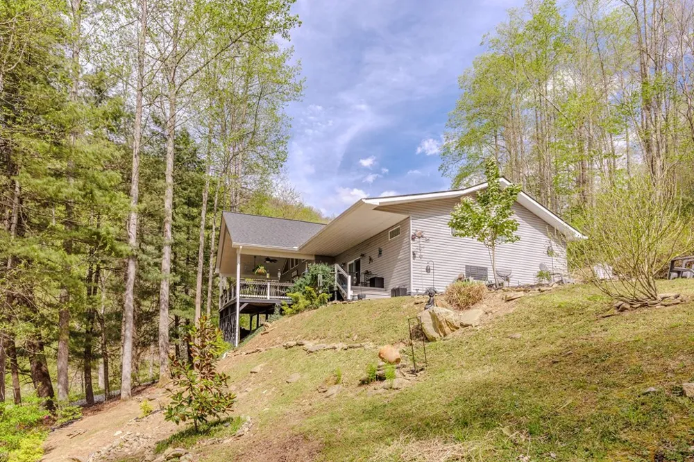 Deep Gap Rd. Bryson City, NC 28713