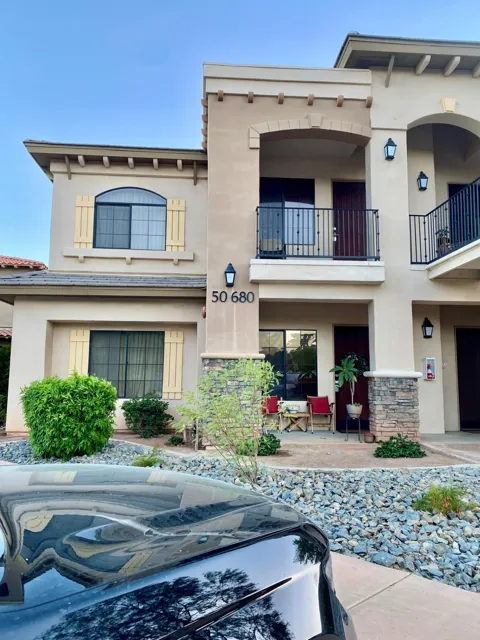 50680 Santa Rosa Plaza #7