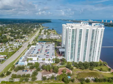 241 Riverside Drive #1909