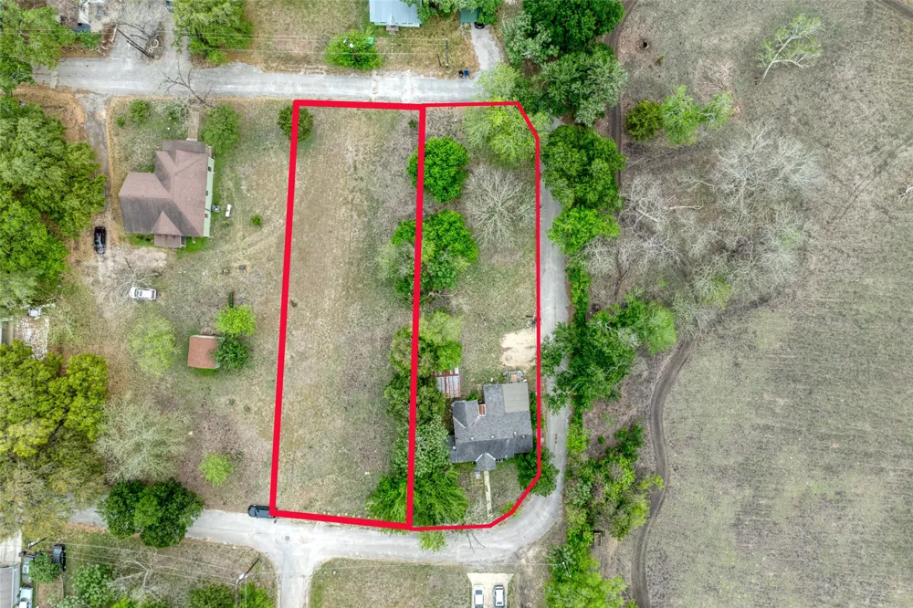 1002 Proctor Street Lockhart, TX 78644