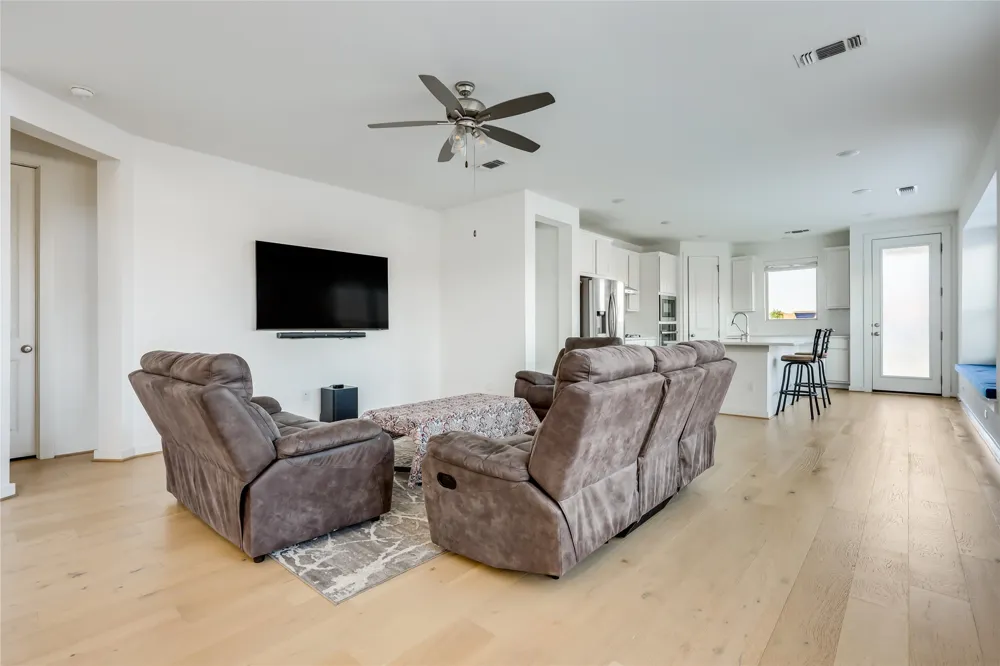 100 Rangel Drive Liberty Hill, TX 78642