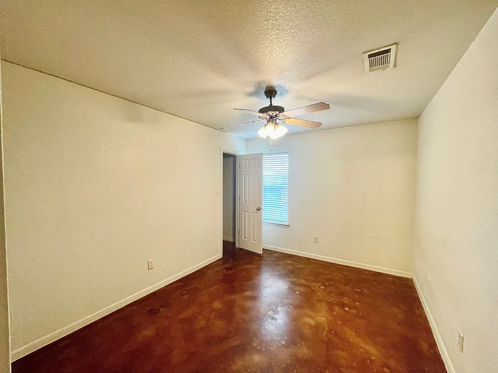 5018 205 LOOP #B Temple, TX 76502