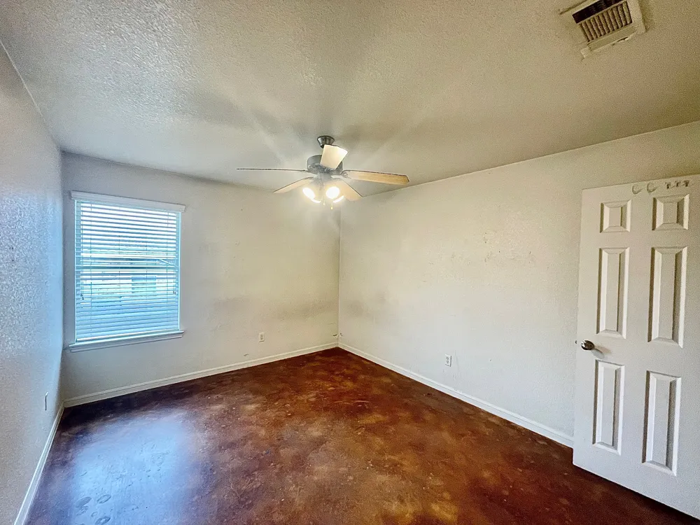 5018 205 LOOP #B Temple, TX 76502