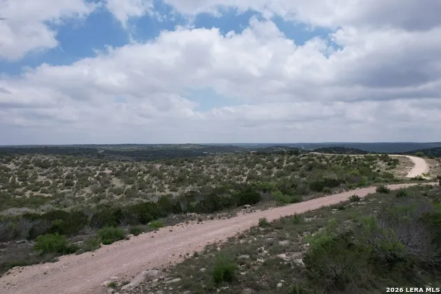 896 Sd 45730 Rocksprings, TX 78880