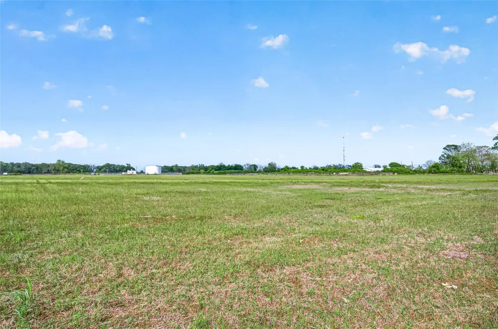 County Road 222 Wharton, TX 77488